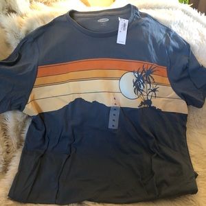 Old Navy T-shirt Brand New XL